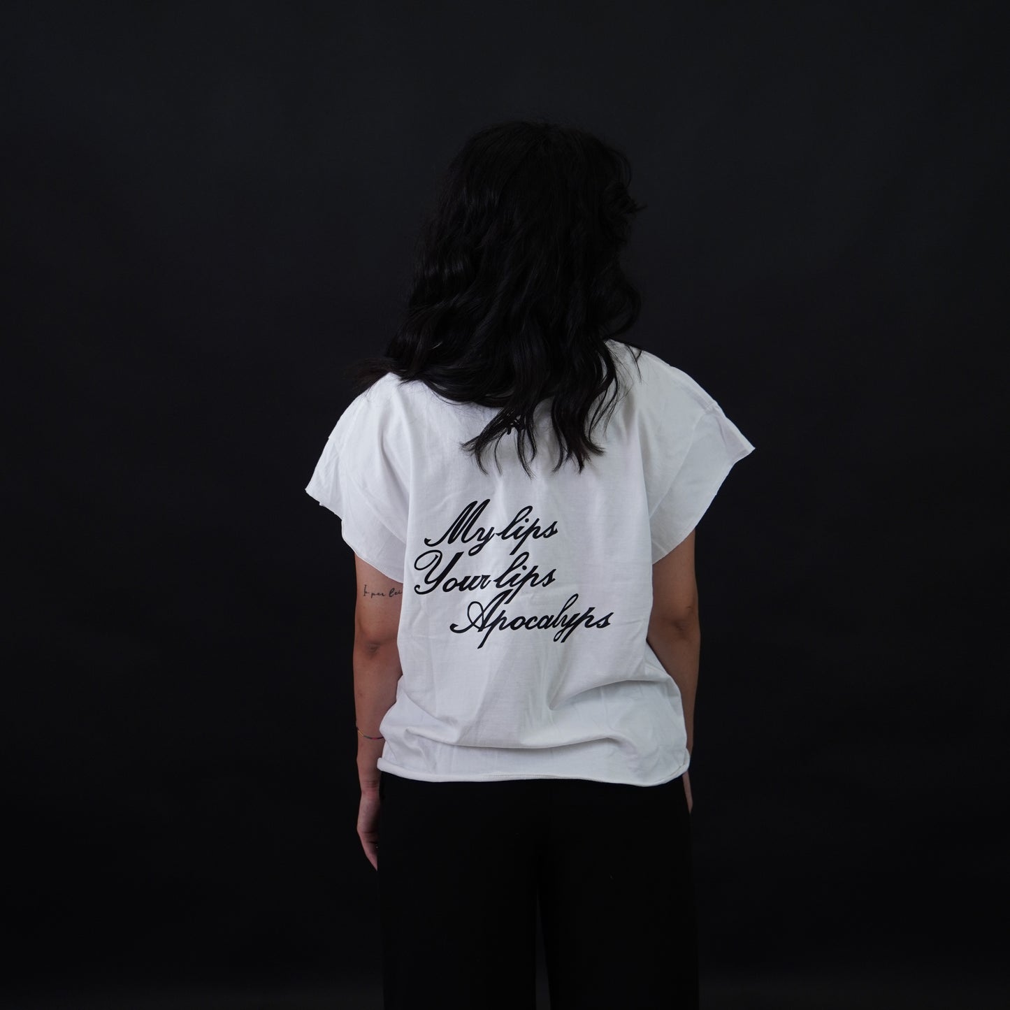 ApocalypsArchive logo "my lips your lips" tee pink deal